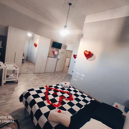 Scacco Matto Holiday House 塔兰托 外观 照片