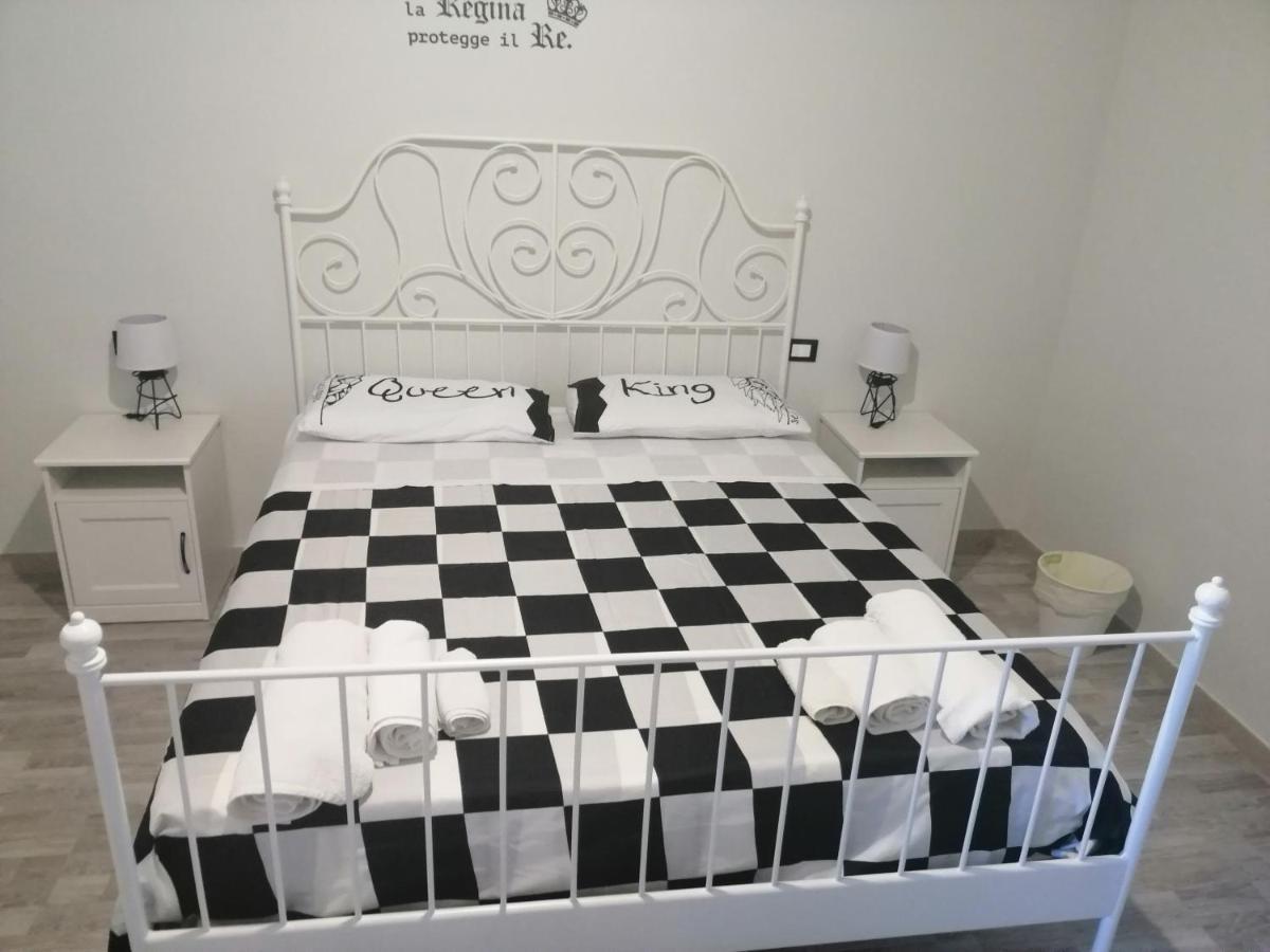 Scacco Matto Holiday House 塔兰托 外观 照片