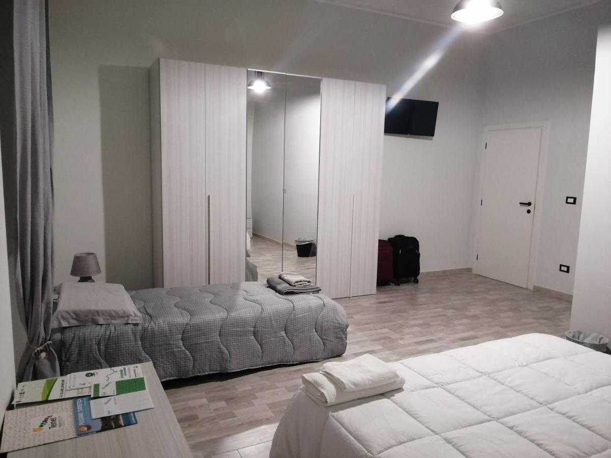 Scacco Matto Holiday House 塔兰托 外观 照片